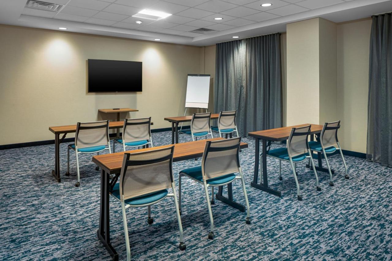 Fairfield By Marriott & Hotel Somerset